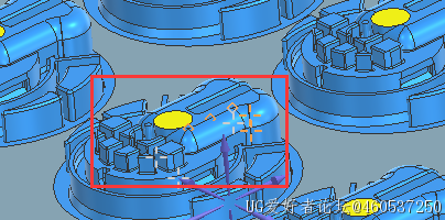 鼠标移动会出现如图显示的准星点