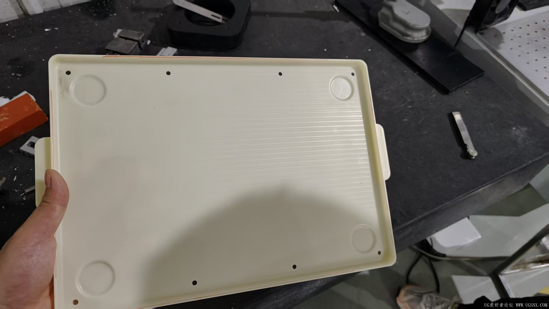 所以对于这类产品，大师们通常是如何保证批量件装夹方便高效并且外力较小以及减少振刀呢？感谢大佬回复！！ ...